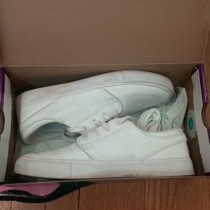 Nike SB zoom JANOSKI RM PRM ( M 7.5)